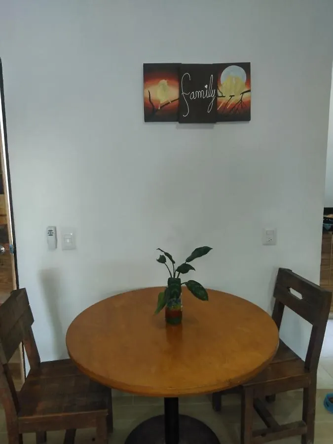 Habitacion Privada Bonfil3 A 10Min Del Aeropuerto Cancún 0*,